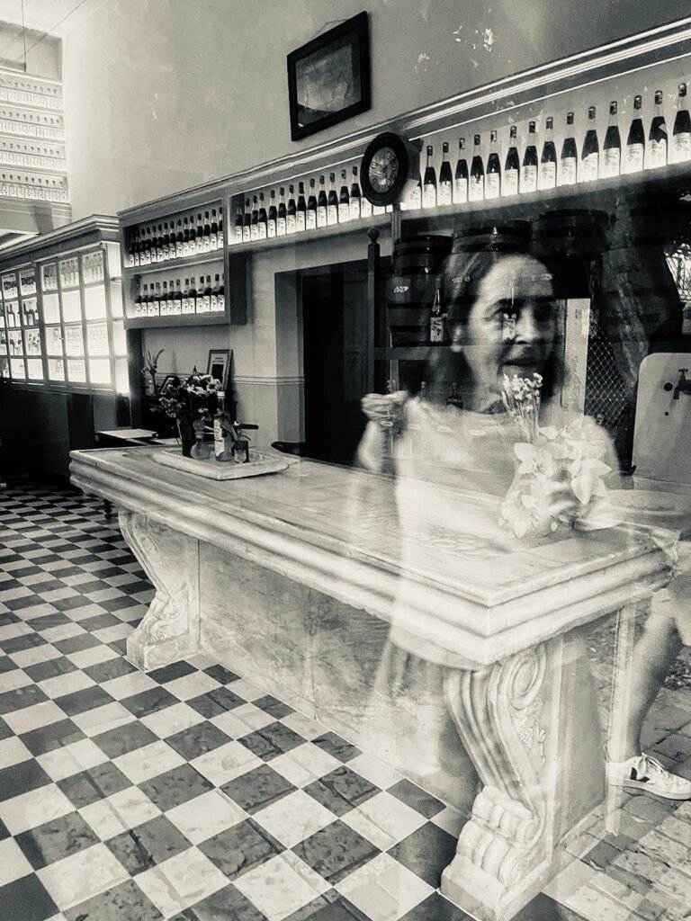 Ofrenda. 2025. Fotografía e intervención digital